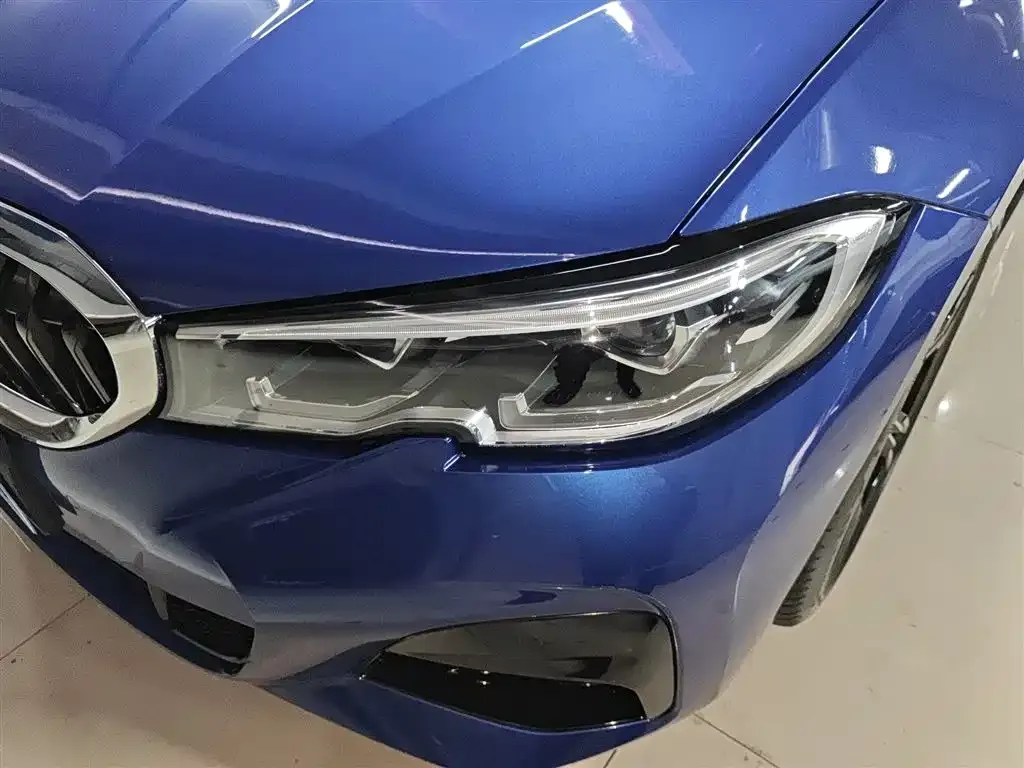 BMW 3 Series 2022 из CN, фото 2