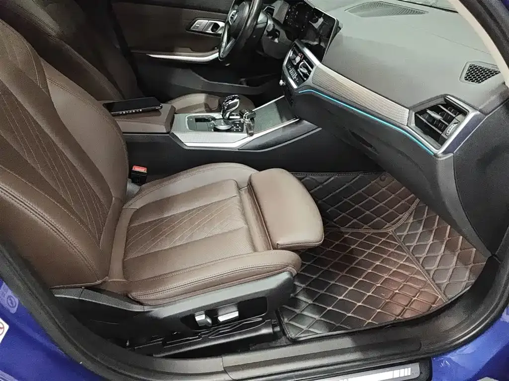 BMW 3 Series 2022 из CN, фото 6