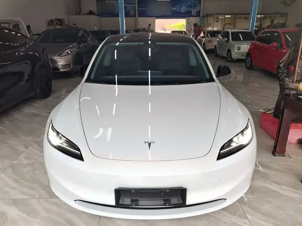 Tesla Model 3 2025 из CN, фото 2