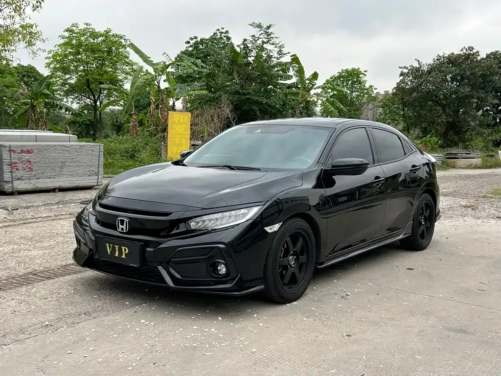 Honda Civic — фото 1