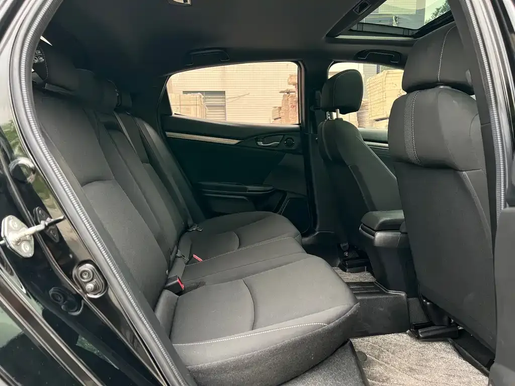 Honda Civic — фото 8