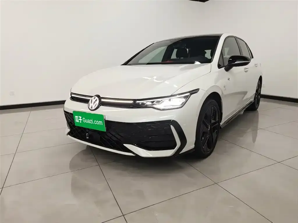 Volkswagen Golf 2025 из CN, фото 1