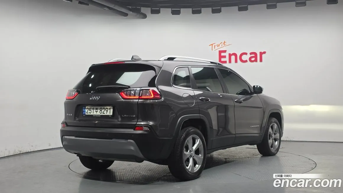 Jeep Cherokee 2021 из KR, фото 6