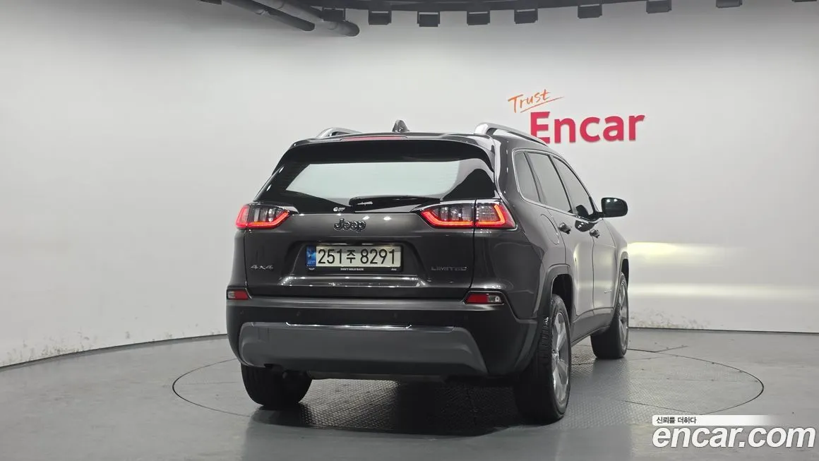 Jeep Cherokee 2021 из KR, фото 5