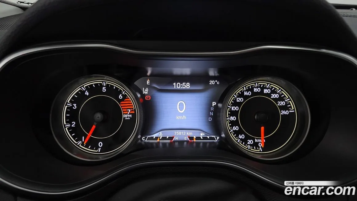 Jeep Cherokee 2021 из KR, фото 2