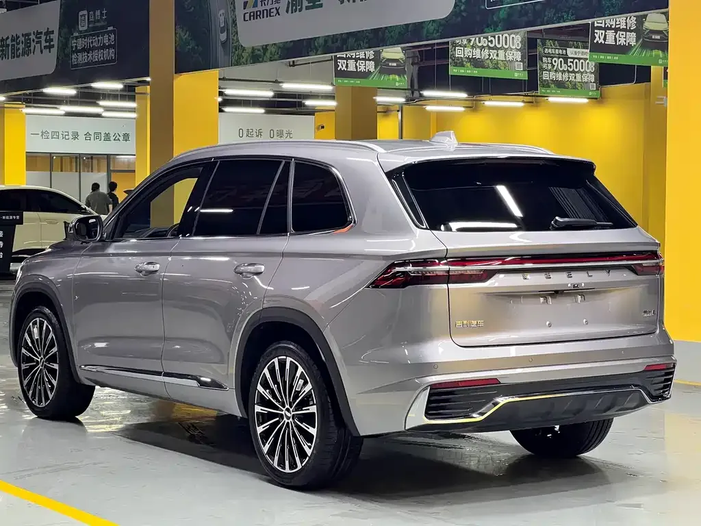 Geely Xingyue L — фото 6