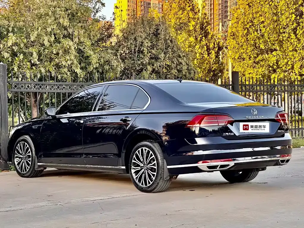 Volkswagen Phideon 2022 из CN, фото 8