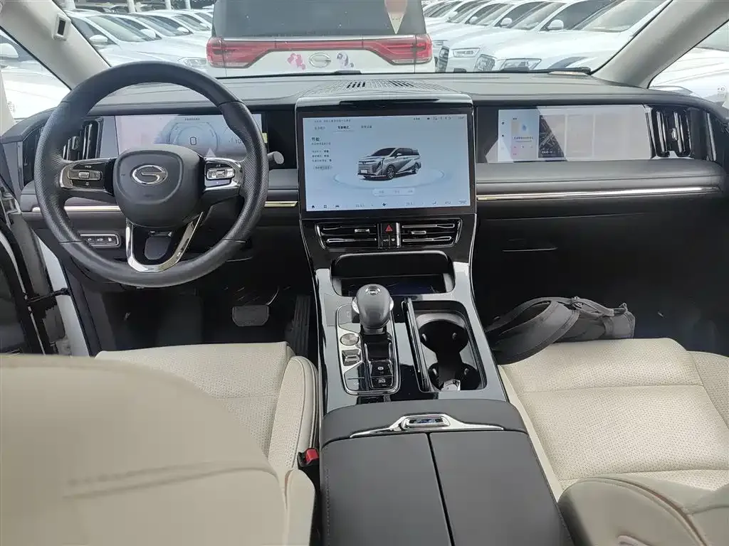 GAC Motor Trumpchi E9 — фото 8