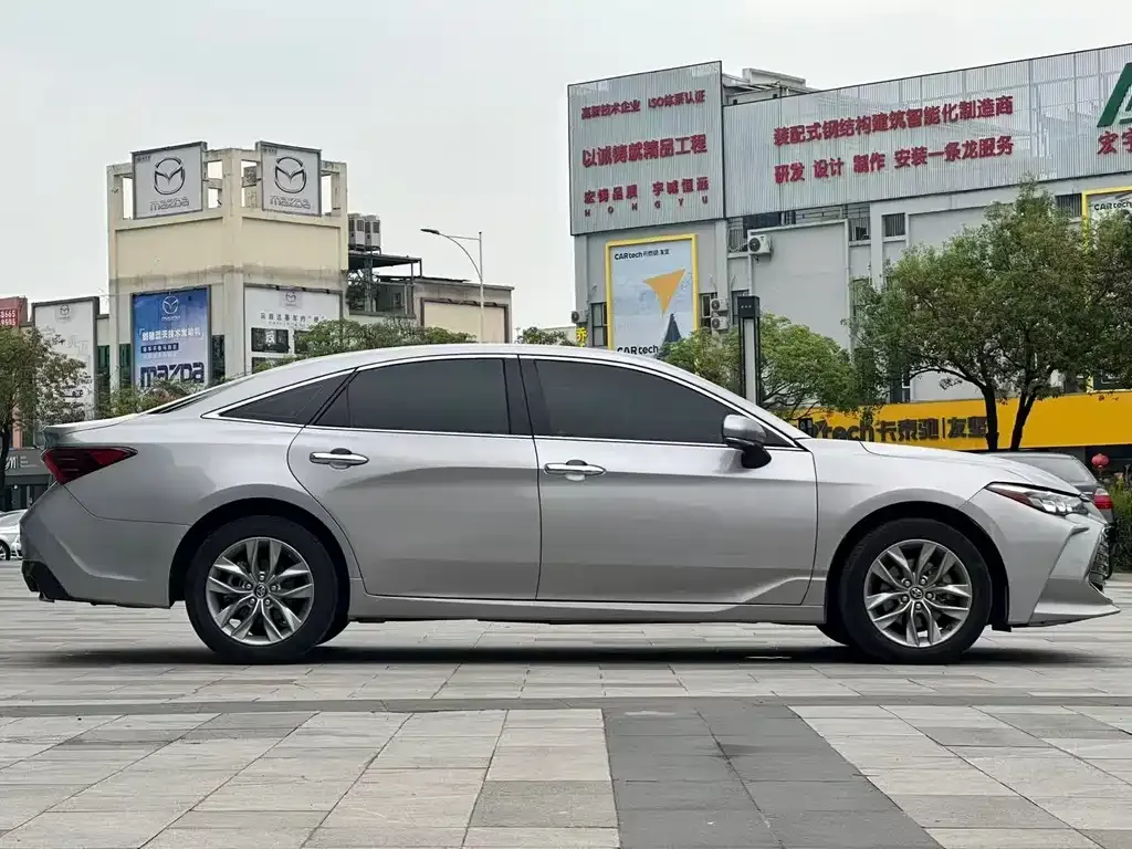 Toyota Avalon 2021 из CN, фото 10