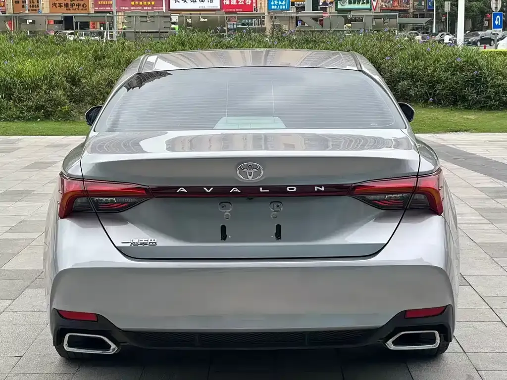 Toyota Avalon 2021 из CN, фото 2