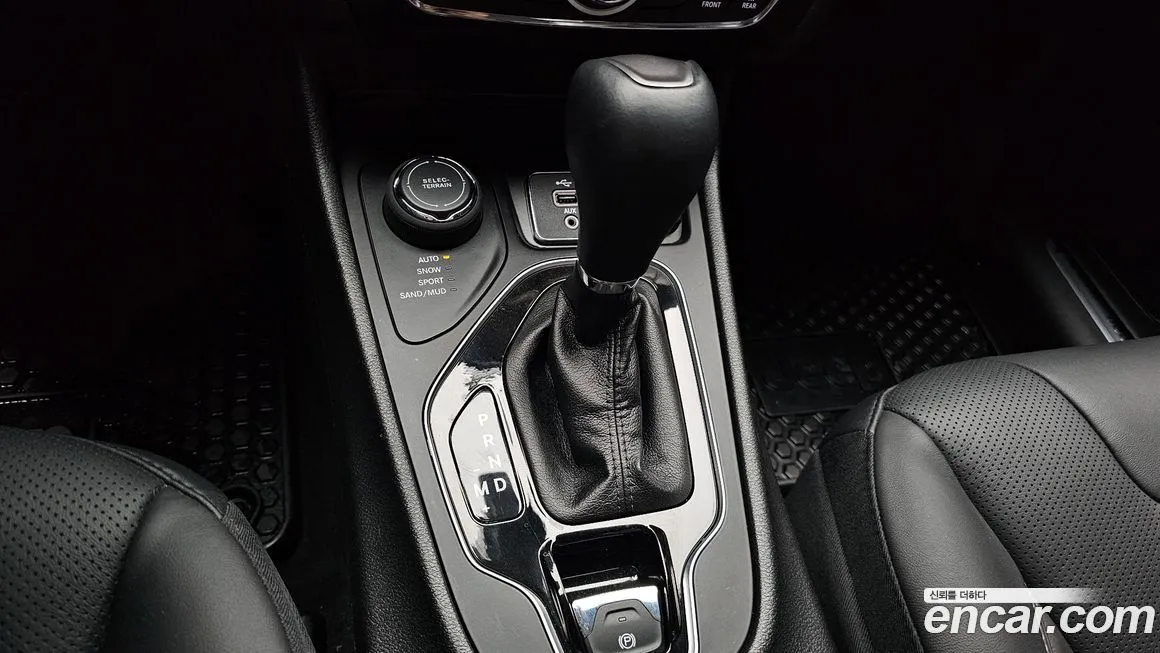 Jeep Cherokee 2021 из KR, фото 8