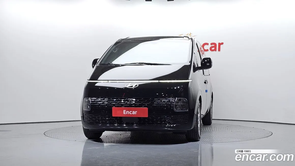 Hyundai Staria — фото 2