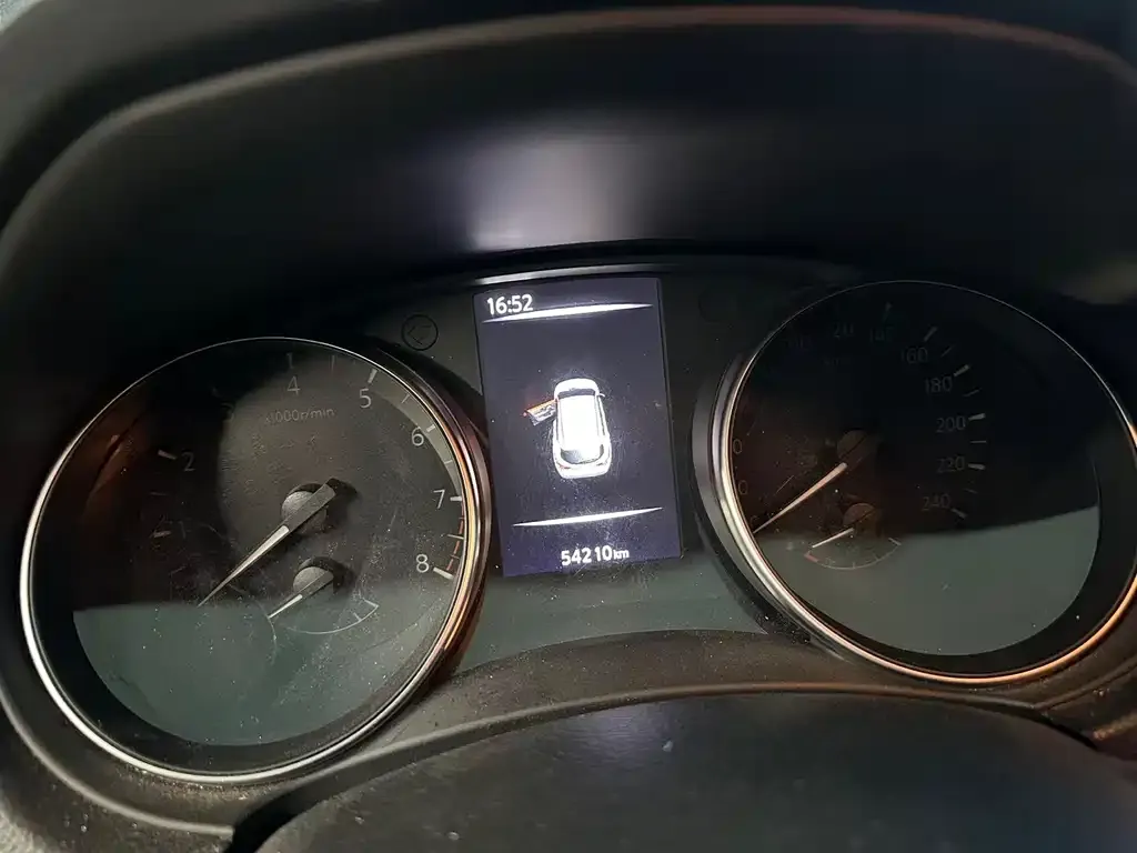 Nissan Qashqai 2023 из CN, фото 2