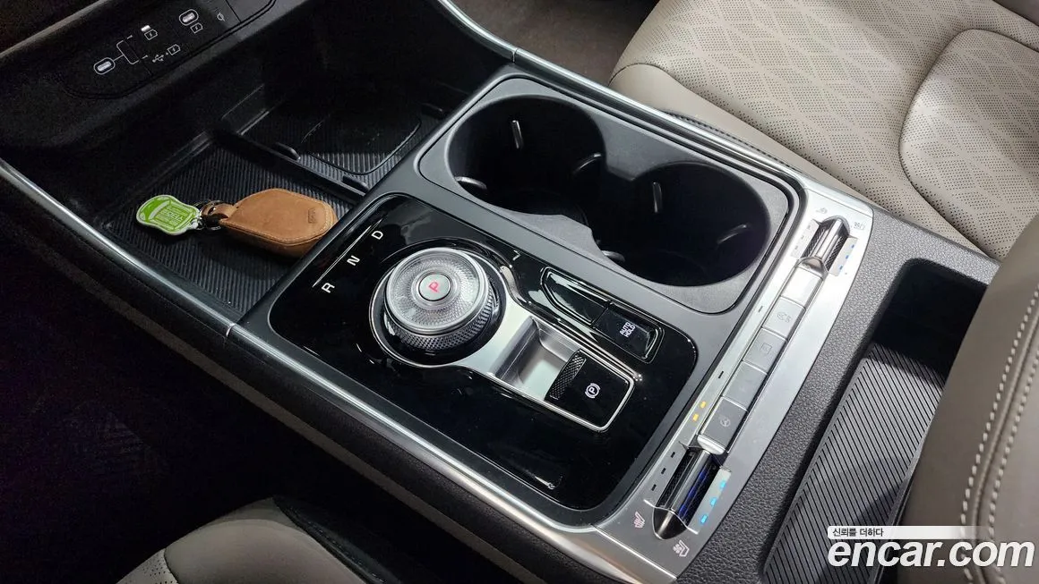 Kia Carnival — фото 10