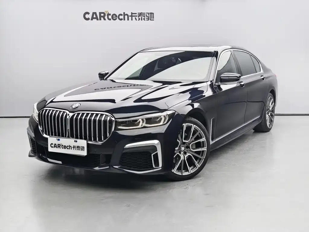 BMW 7 Series — фото 1