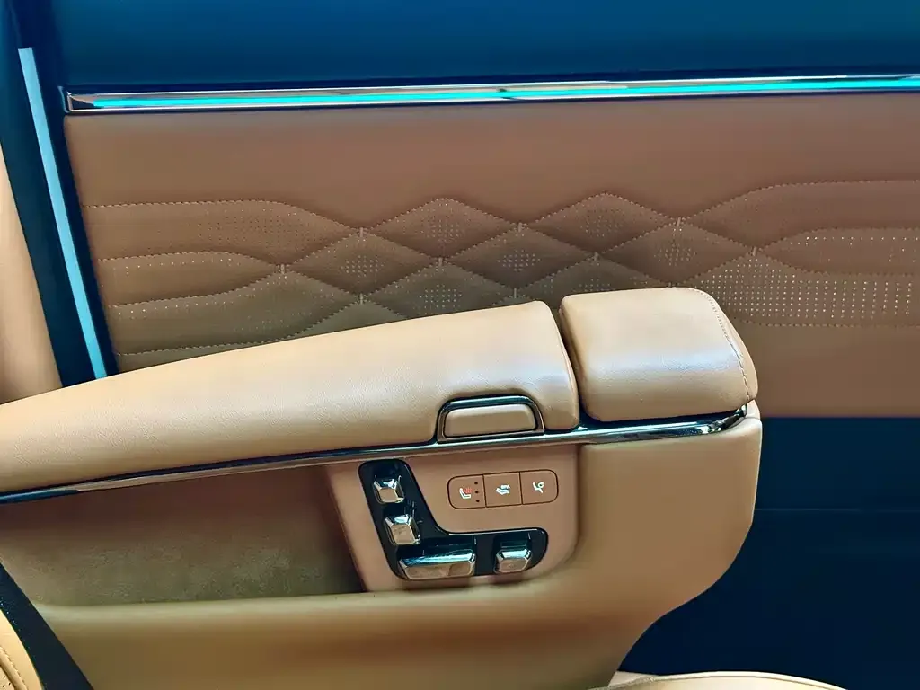 GAC Motor Trumpchi M8 — фото 2