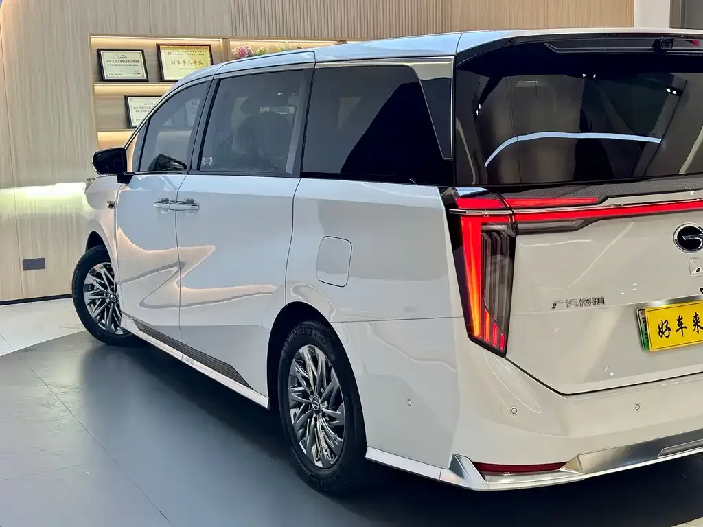 GAC Motor Trumpchi M8 — фото 7