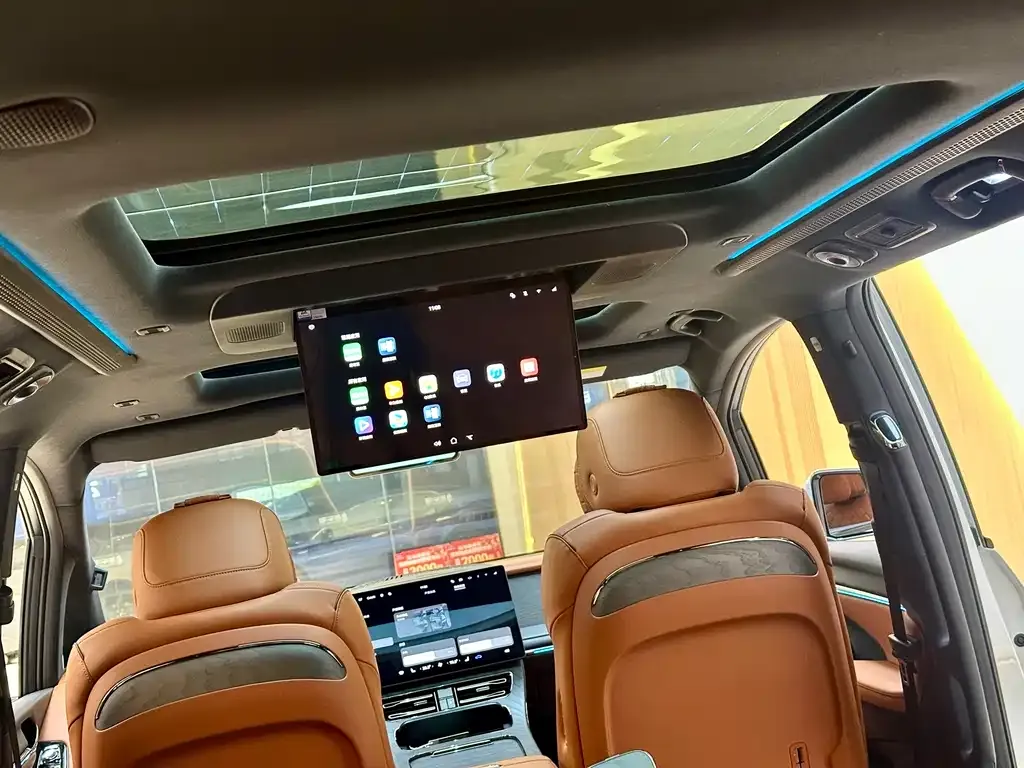 GAC Motor Trumpchi M8 — фото 10