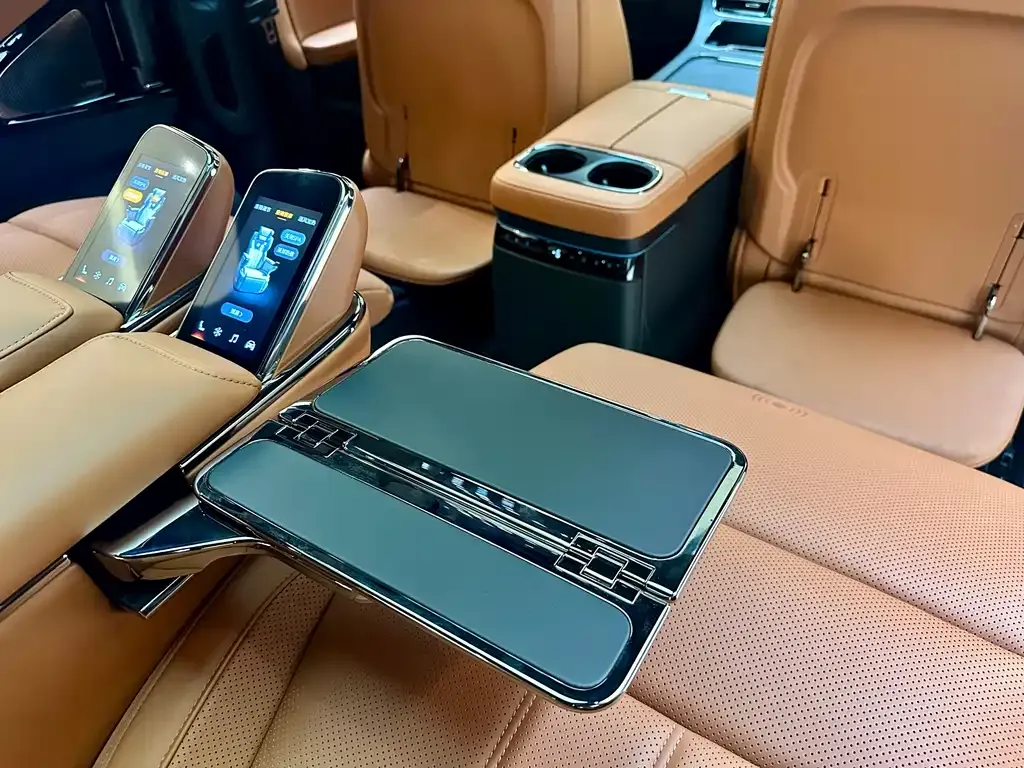GAC Motor Trumpchi M8 — фото 9
