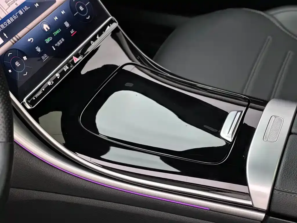 Mercedes-Benz C-Class New Energy 2023 из CN, фото 5