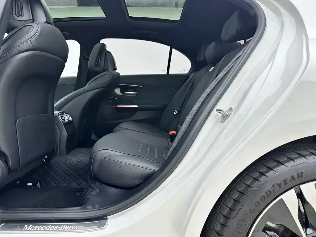 Mercedes-Benz C-Class New Energy 2023 из CN, фото 8
