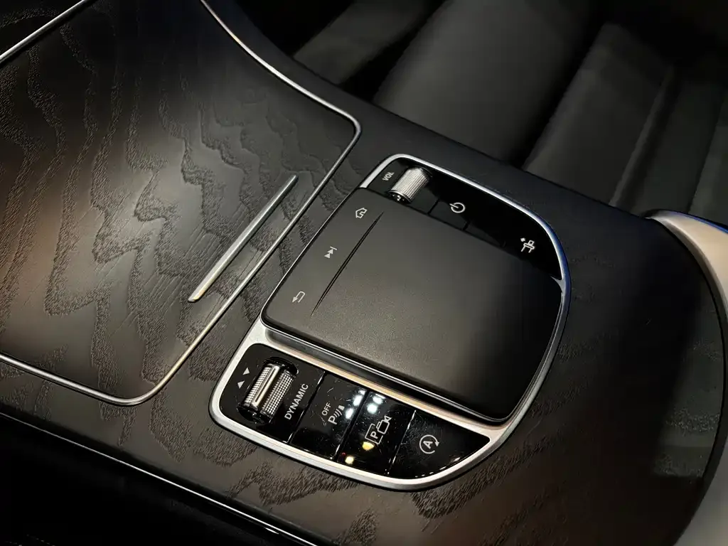 Mercedes-Benz C-Class (Import) — фото 6
