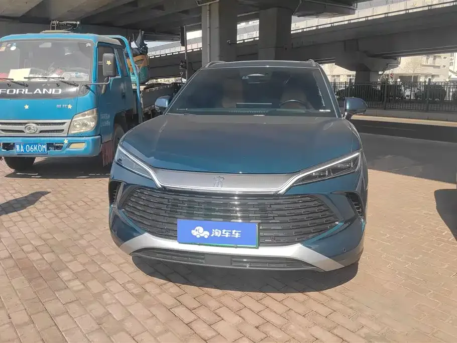 BYD L DM-i — фото 10
