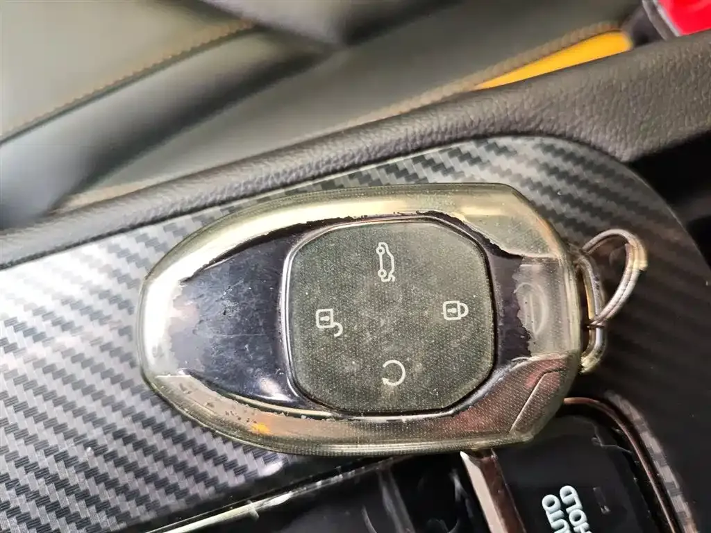 GAC Motor Shadow Leopard — фото 9
