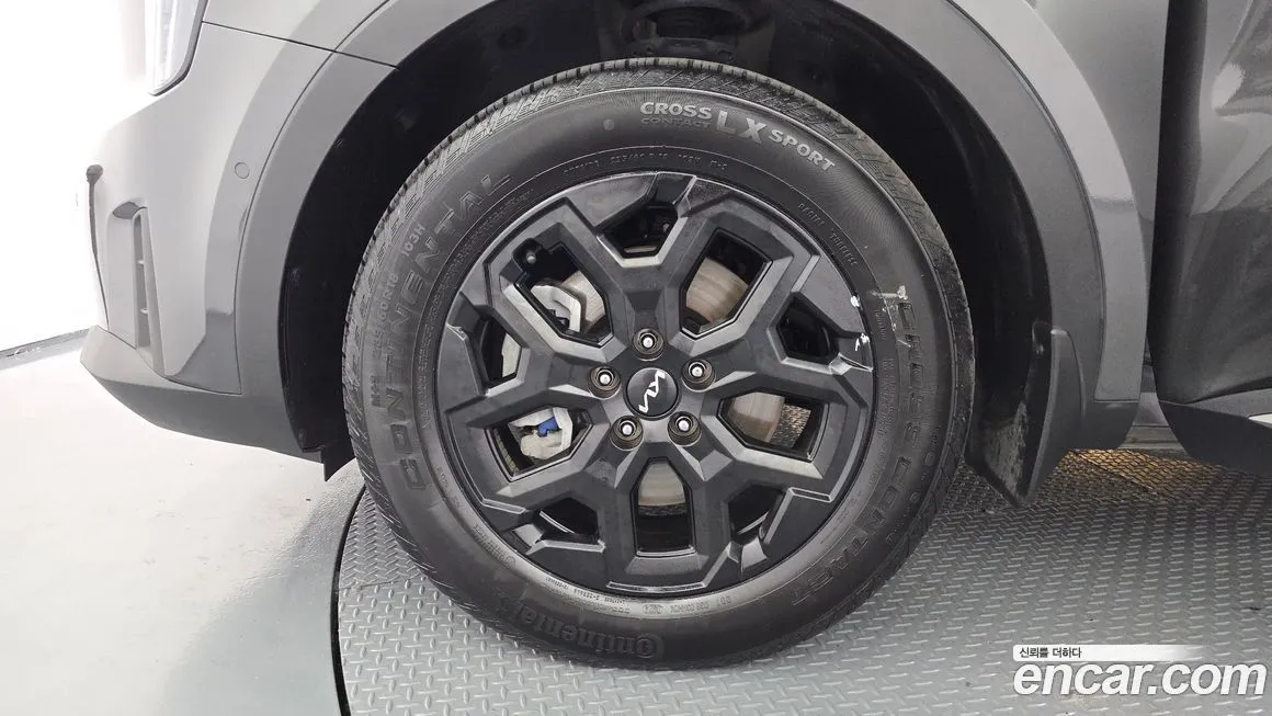 Kia Sorento — фото 10