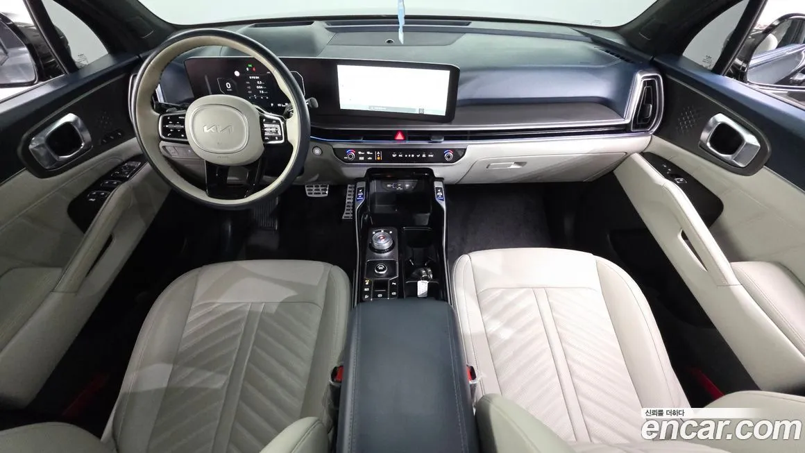 Kia Sorento — фото 8