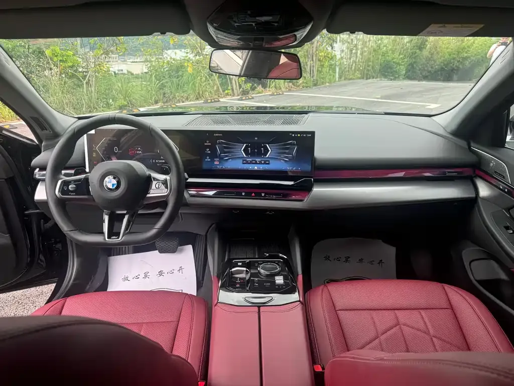 BMW 5 Series — фото 10