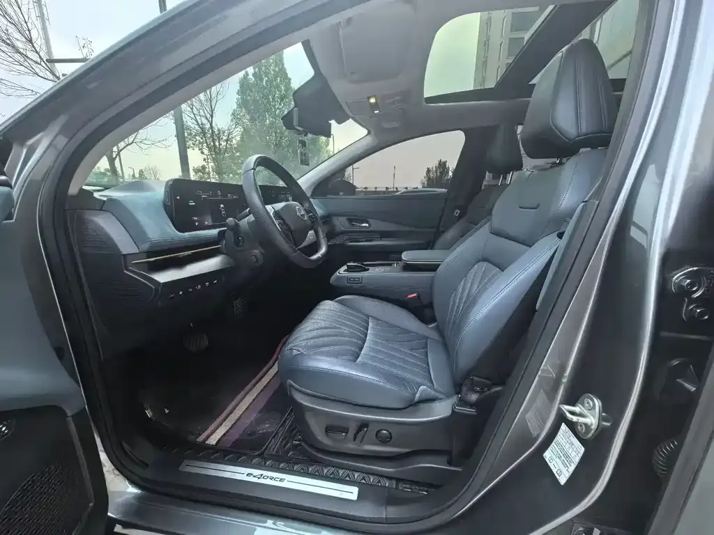 Nissan Ariya 2023 из CN, фото 4