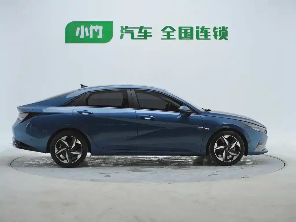 Hyundai Elantra 2023 из CN, фото 3