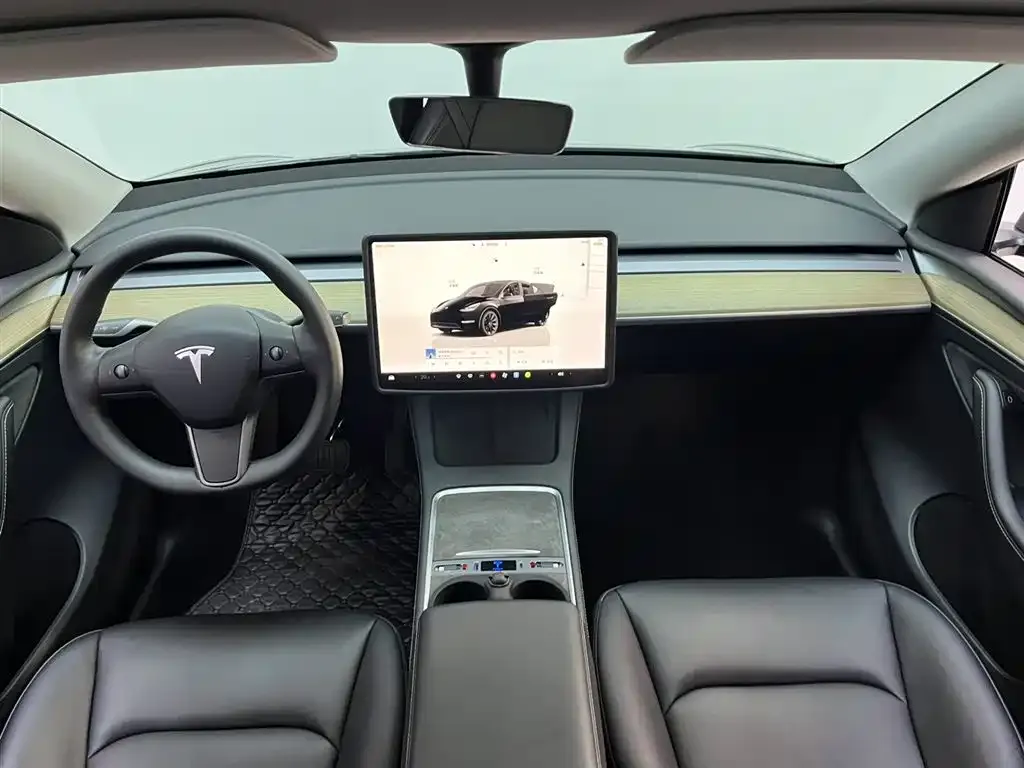 Tesla Model Y 2023 из CN, фото 7