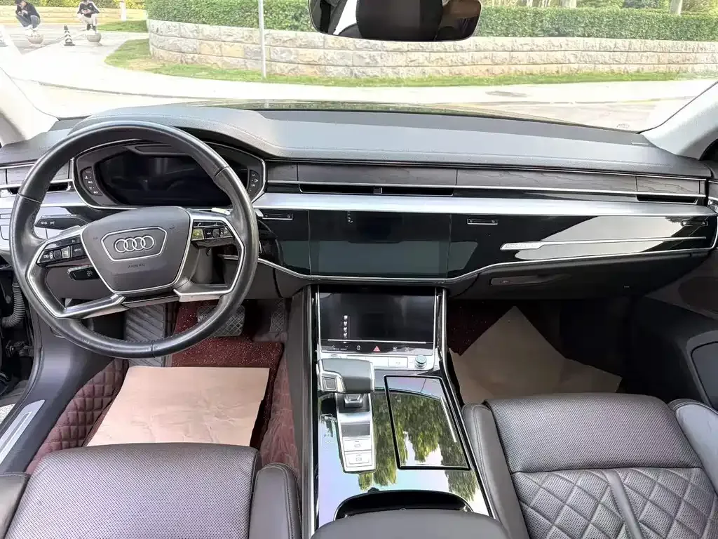 Audi A8 2021 из CN, фото 3