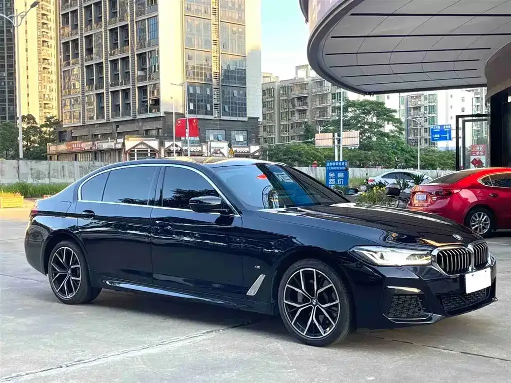 BMW 5 Series — фото 4