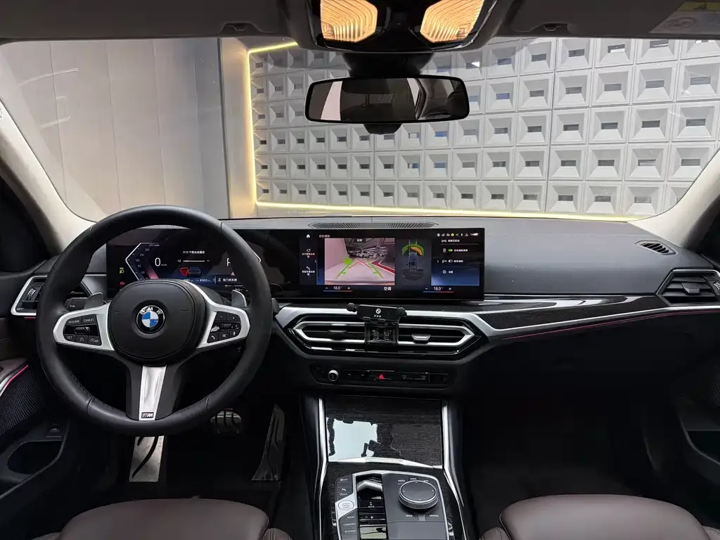 BMW 3 Series 2023 из CN, фото 3
