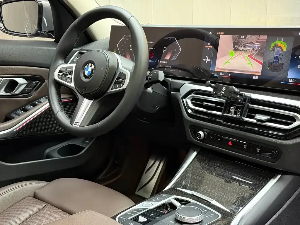 BMW 3 Series 2023 из CN, фото 9
