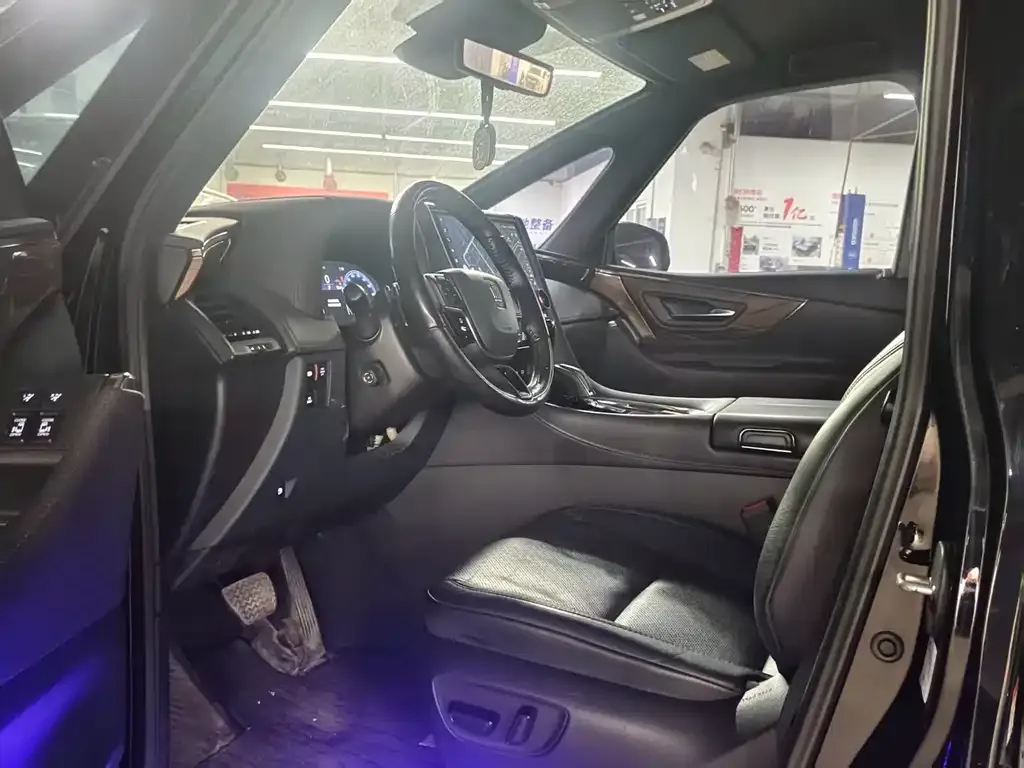 Toyota Vellfire 2024 из CN, фото 9