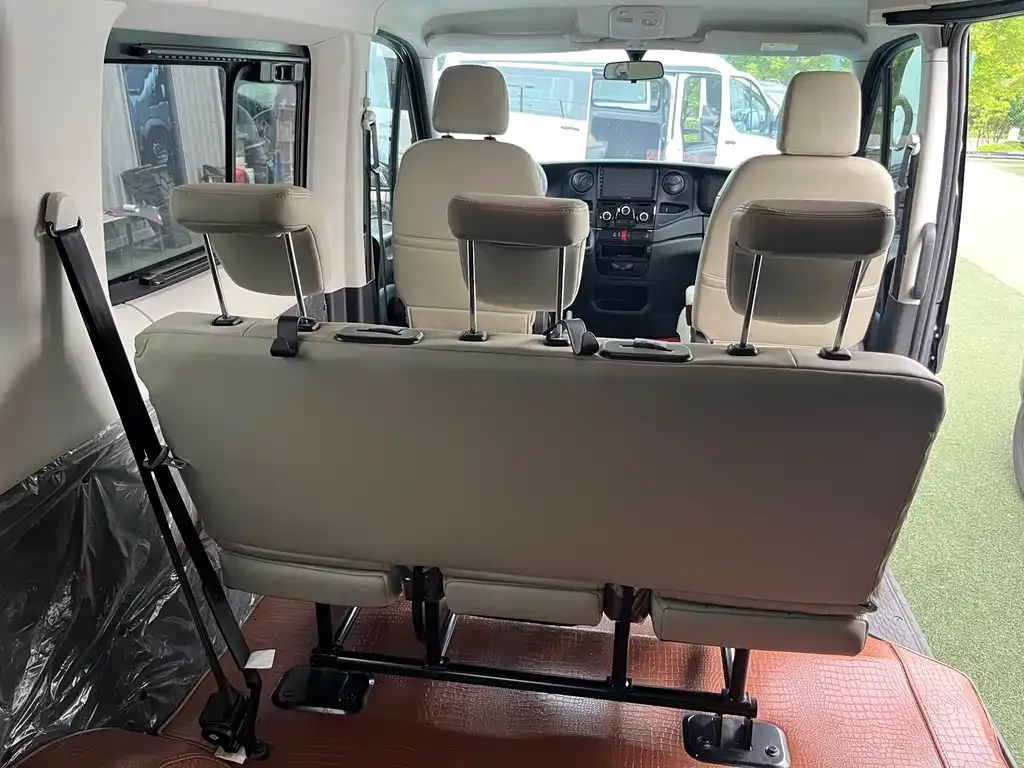 IVECO Ousheng 2023 из CN, фото 7