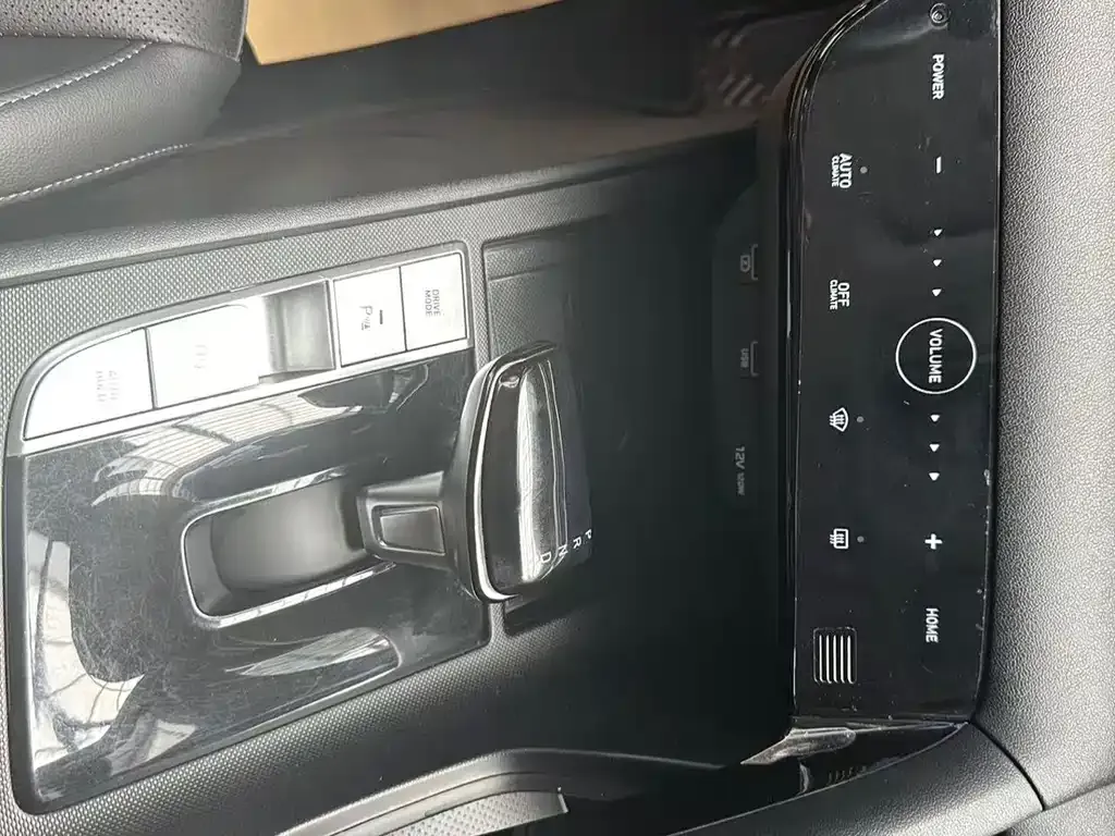 Hyundai Elantra 2022 из CN, фото 6