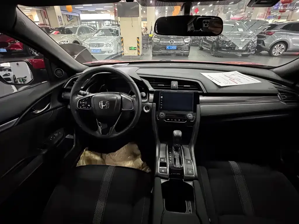 Honda Civic 2023 из CN, фото 4