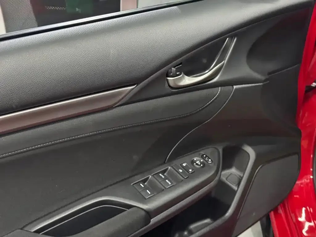 Honda Civic 2023 из CN, фото 3