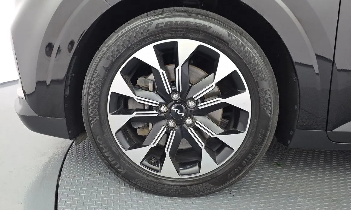 Kia Carnival — фото 10
