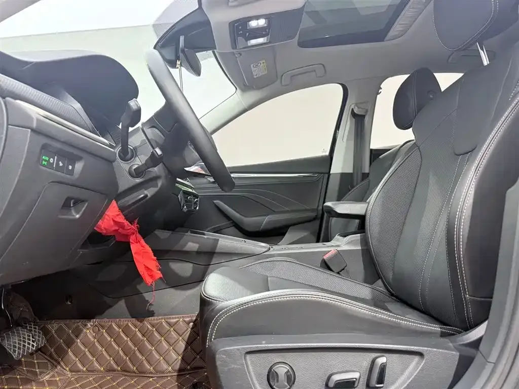 Skoda Octavia 2022 из CN, фото 9