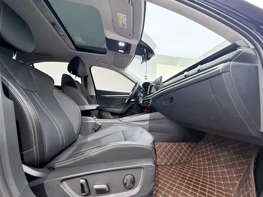 Skoda Octavia 2022 из CN, фото 7