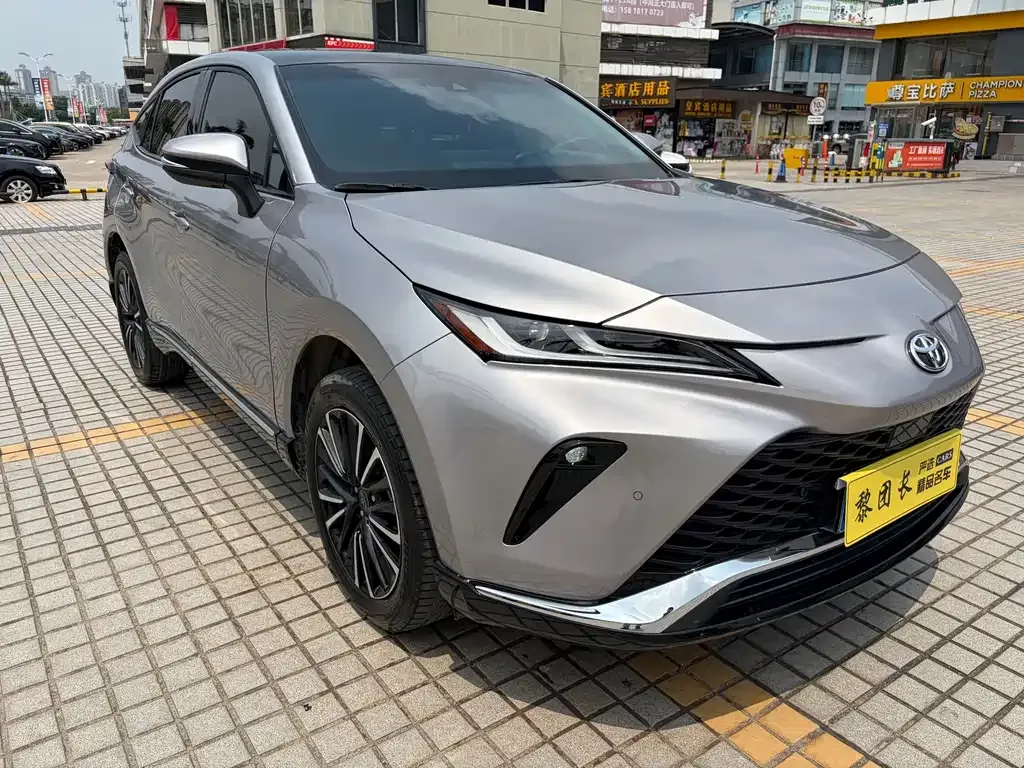 Toyota Venza 2023 из CN, фото 8
