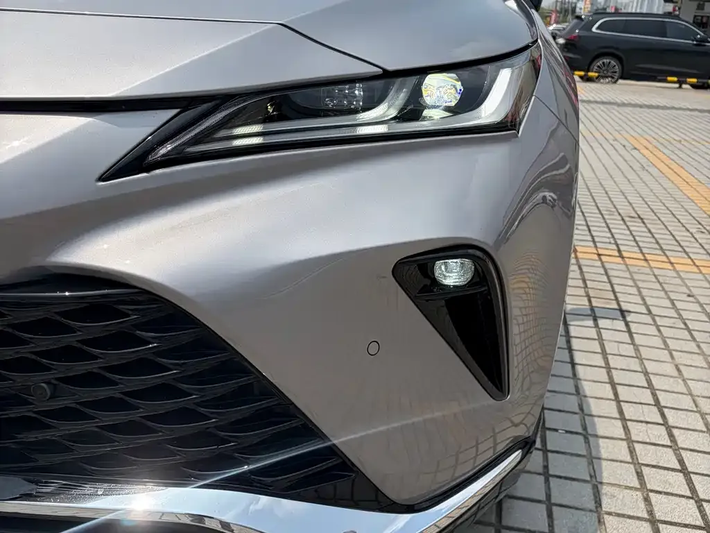 Toyota Venza 2023 из CN, фото 5