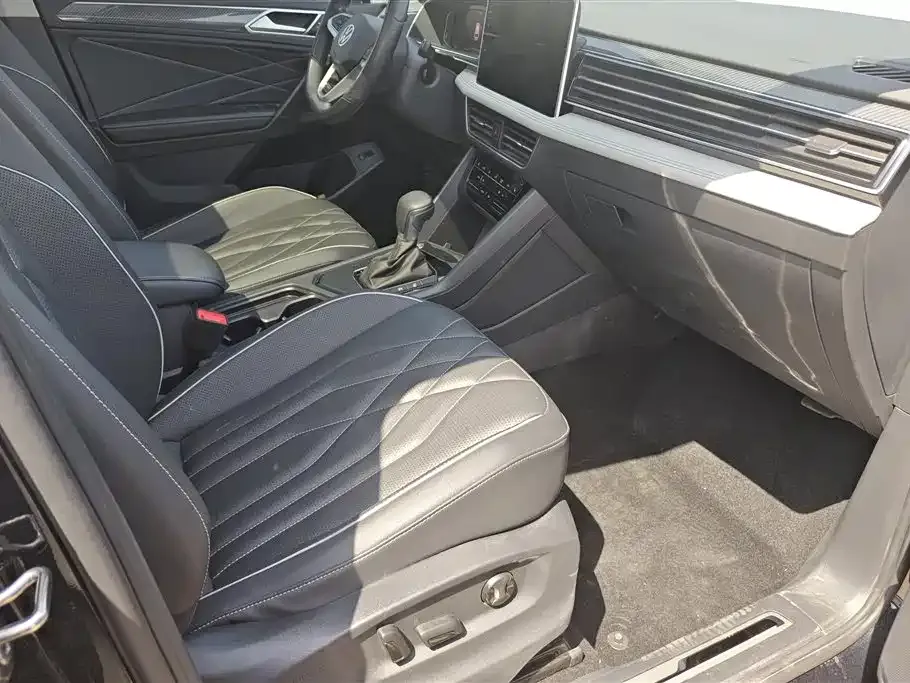 Volkswagen Tiguan L 2024 из CN, фото 8