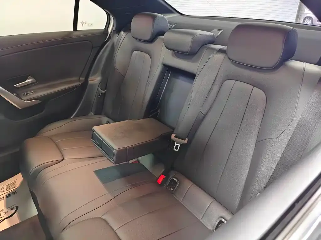 Mercedes-Benz A-Class 2021 из CN, фото 2